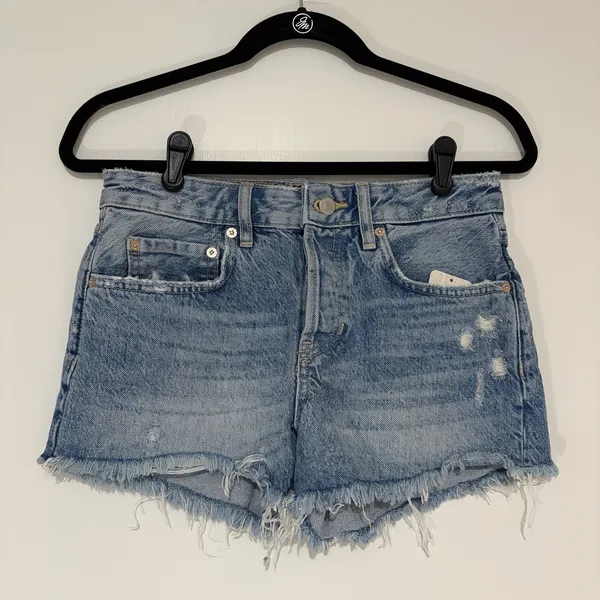 NWT Button Fly Distressed Women's Denim Jean Shorts The Free People 25 Festival - Image 2