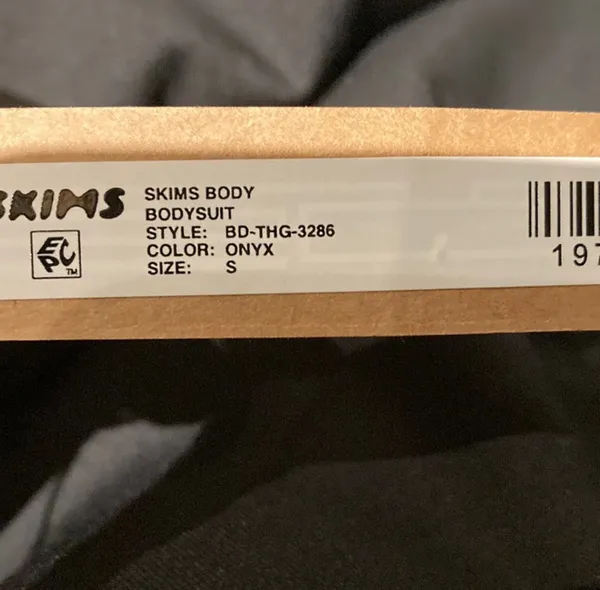 SKIMS Body Contour Bodysuit S - Image 7