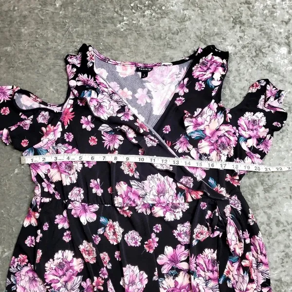 Torrid Purple/Black Floral Cold‎ Shoulder Wrap Dress - Image 6
