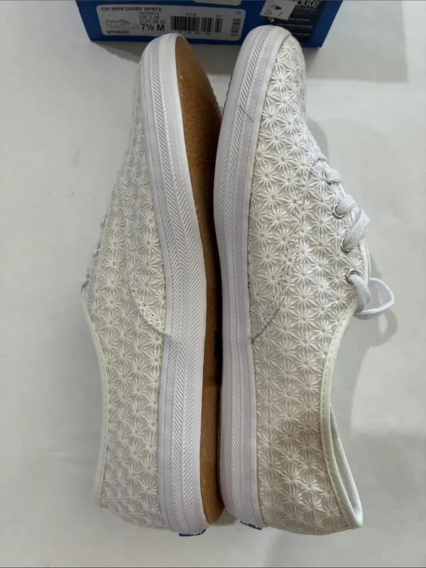 Keds Women's White Floral Crochet Lace-Up Sneakers - Image 5