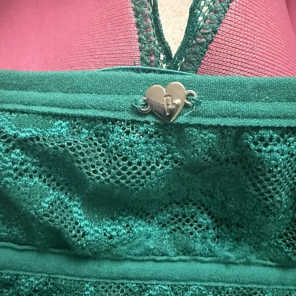 Victoria's Secret‎ PINK Green Lace Bralette Lightly Lined Stretch Size M EUC - Image 4
