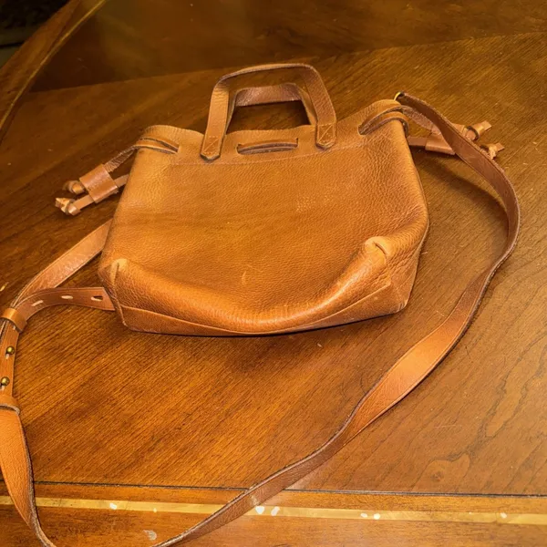 MADEWELL Leather mini crossbody/ Bucket bag - Image 2