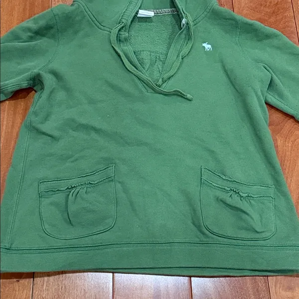 Abercrombie & Fitch‎ Short Sleeve Hoodie Womens Green V-Neck Pullover Large - Image 2