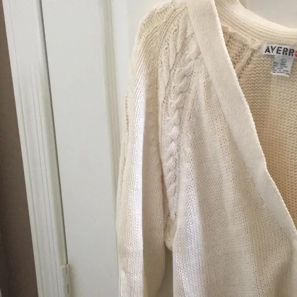 FINAL MARKDOWN Ladies ayerroe cardigan large - Image 2