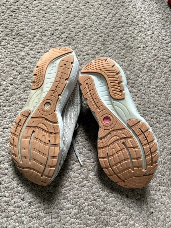 White Brooks 20 Glycerin Running Shoe - Image 4