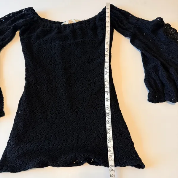 JEN'S PIRATE BOOTY Free People "Bardot" black lace off shoulder mini dress Sz M - Image 4