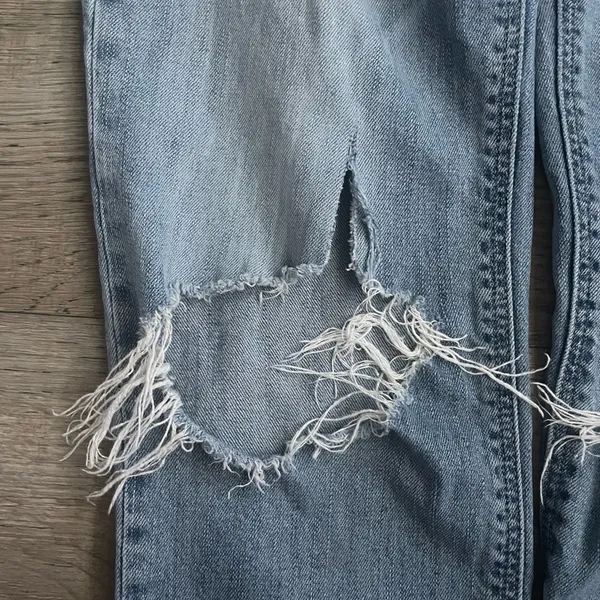 Old Navy Mid Rise Boyfriend Jeans - Image 2