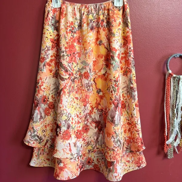 Norton McNaughton floral midi skirt petite small - Image 3