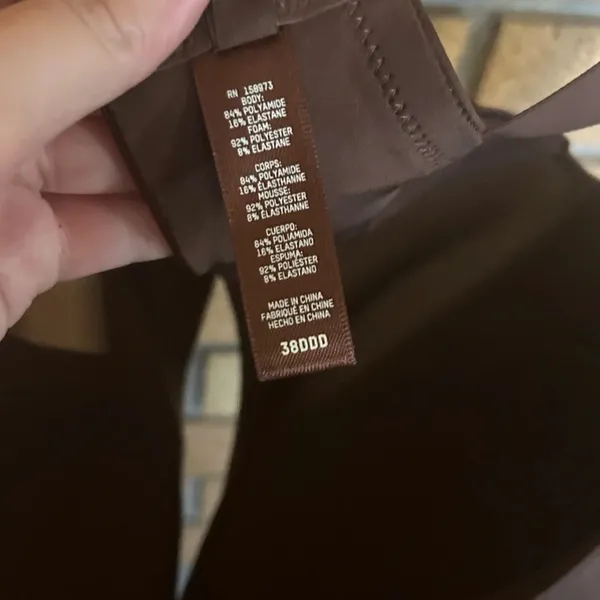 NWT SKIMS Wireless Form Push-Up Plunge Bra Cocoa Brown Women’s Size 38DDD - Image 4