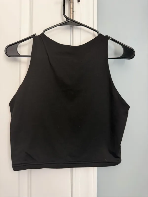 ReoRia Black High Neck Sleeveless Crop Top - Image 3