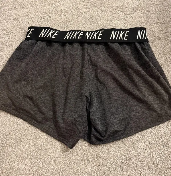 Nike Dri-Fit Shorts Women’s - Image 3