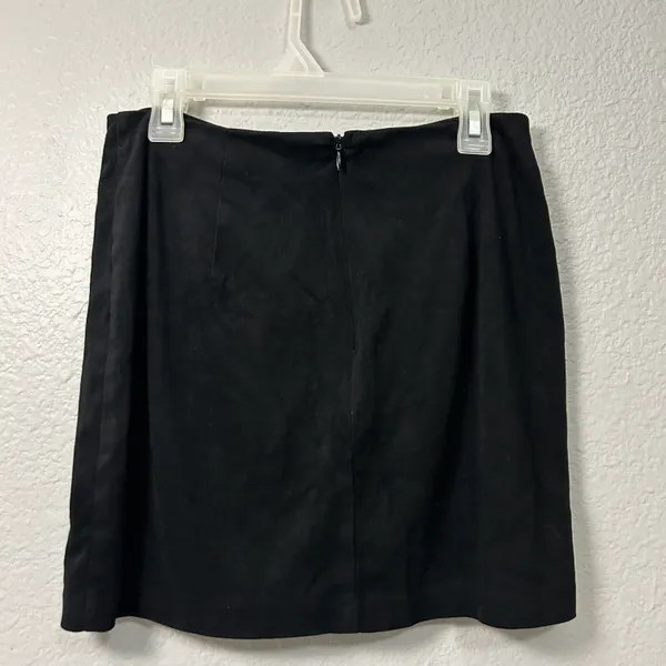 Forever 21 Black Suede Mini Skirt With Slit - Image 2