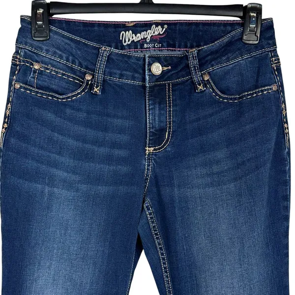 Wrangler SZ 9/10 Bootcut Jeans Mid-Rise Stretch Zip-Fly Whiskered Dark Wash Blue - Image 2