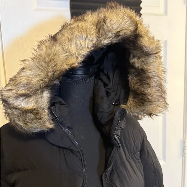 Aritzia THE GROUP OF BABATON puffer mid length Jacket - Image 3