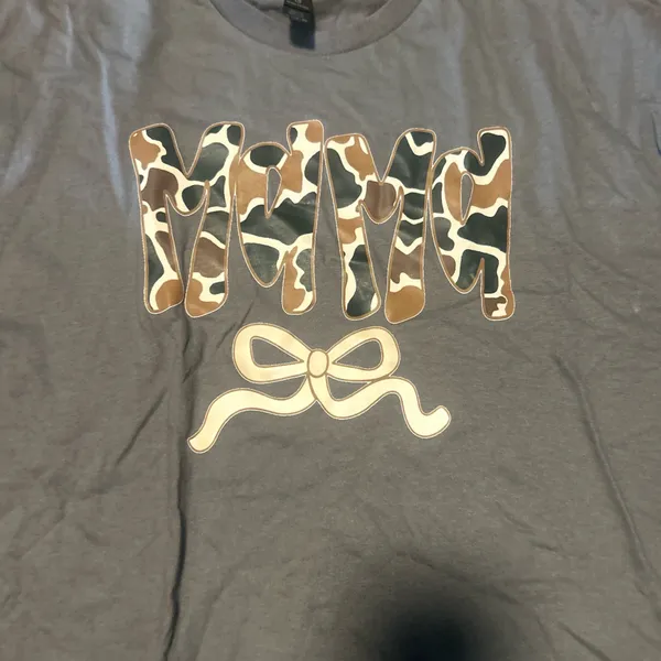 T-Shirt Mama Gildan - Image 2