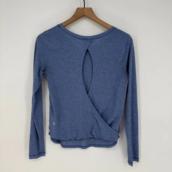 Lululemon Blue‎ Heathered Long Sleeve Top Open Back Athletic Yoga Size 4 - Image 6