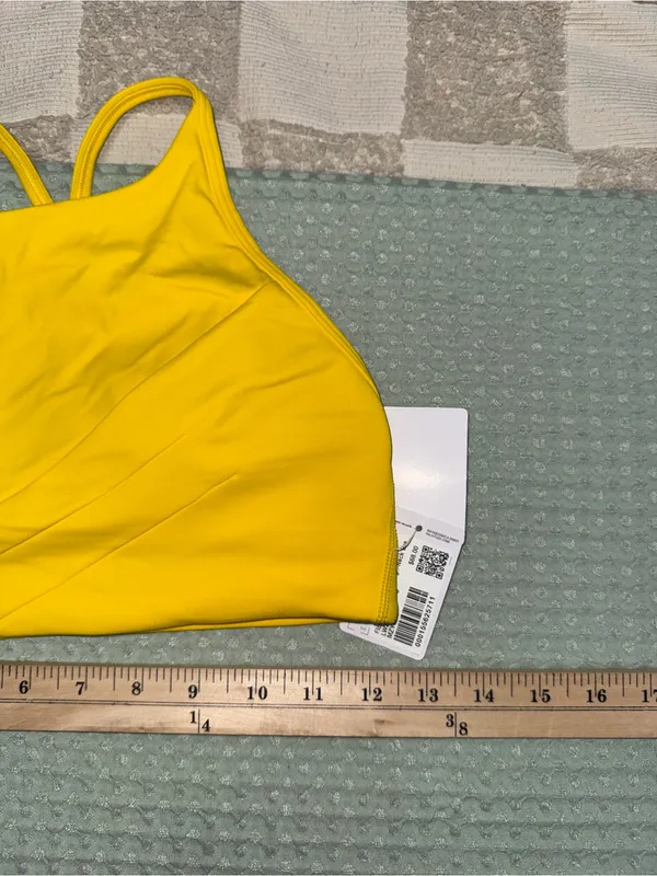 NWT Lululemon Y Wrap Front High Neck Bra size 6 B/C Cup - Image 5
