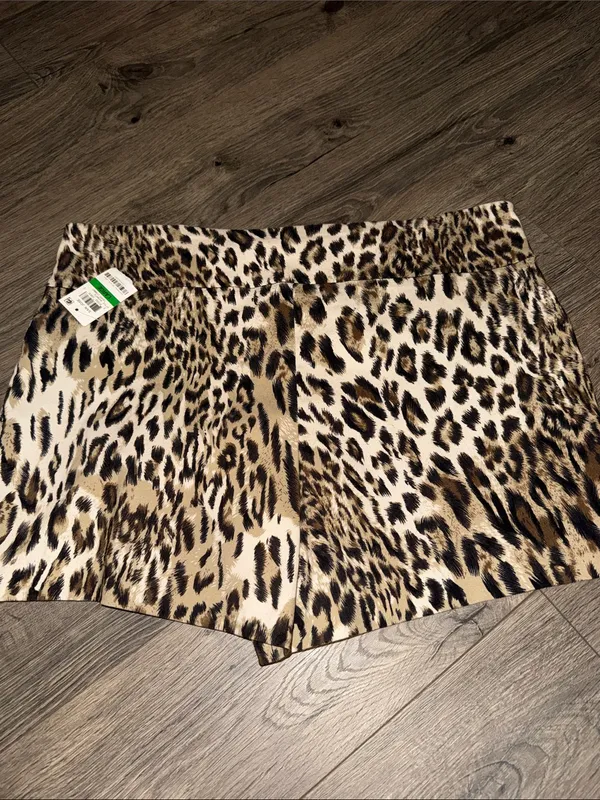 Thalia Sodi Leopard-Print Skort Shorts - Tan, Brown & Black - Image 2