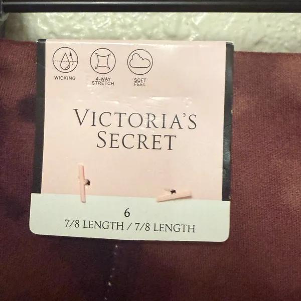 NWT VICTORIA'S SECRET Tie-Dye Incredible Essential 7/8 Leggings Size 6 - Image 12