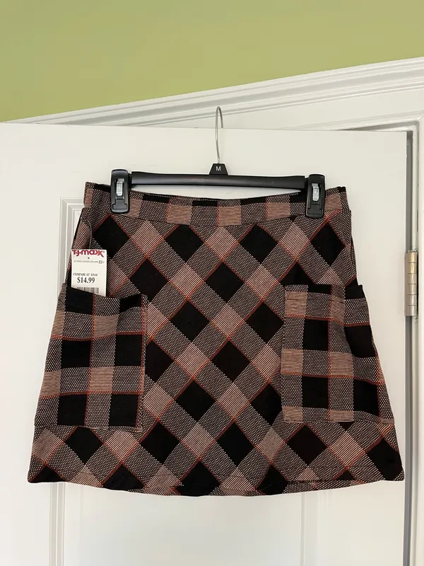 Kirious Plaid Skirt - Image 2