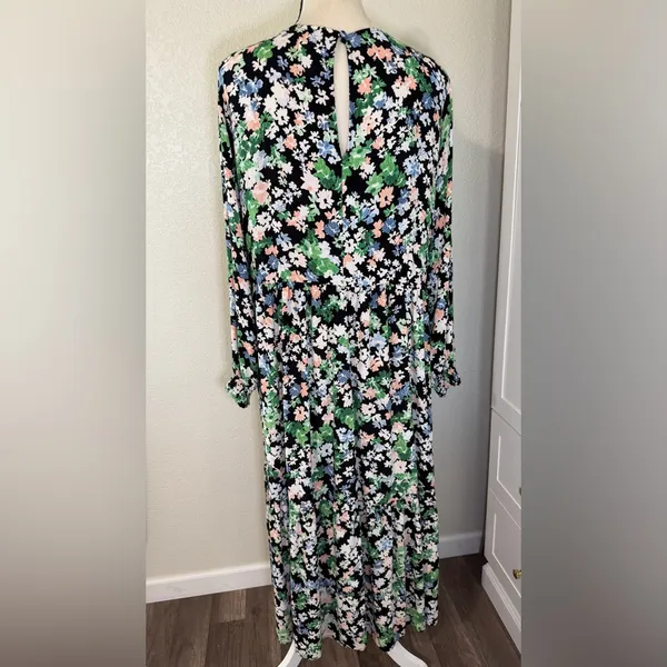 H&M Floral Maxi Dress, Size M‎ - Image 6