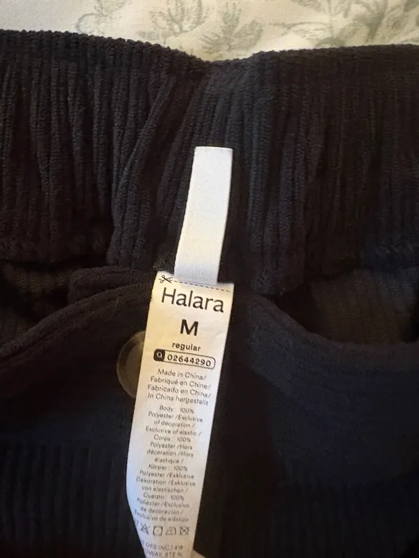 Halara Corduroy Pants in Black - Image 3