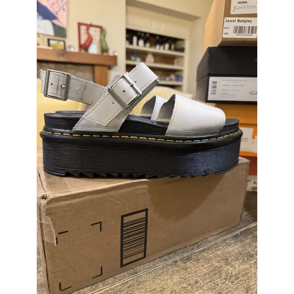 Dr. Martens (Voss Quad) Leather Strap Platform Sandals White Women Size‎ 11 - Image 3