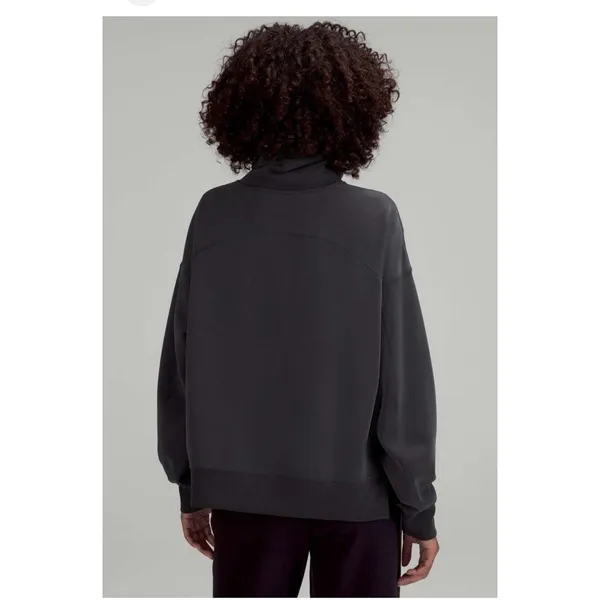 Lululemon Softstreme Funnel-Neck Long Line Pullover Top Gray Women L XL Smooth - Image 9