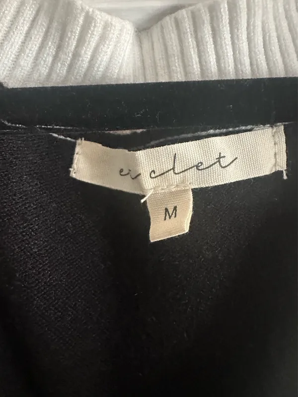 Violet Sweater Cropped Tank Black Size M - Image 2