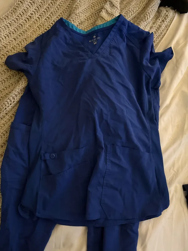 Med Couture Scrubs - Image 2