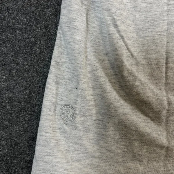 Lululemon Womens Light Gray Heather Short Sleeve Athletic Crew Neck Tee Top - Image 3