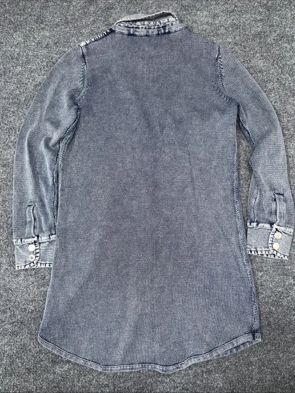 PBJ Blues Snap Tunic Cardigan - Denim Indigo - Image 2