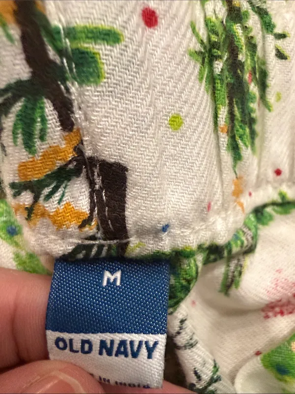 NWT Old Navy women’s pajamas bottoms size medium. - Image 2