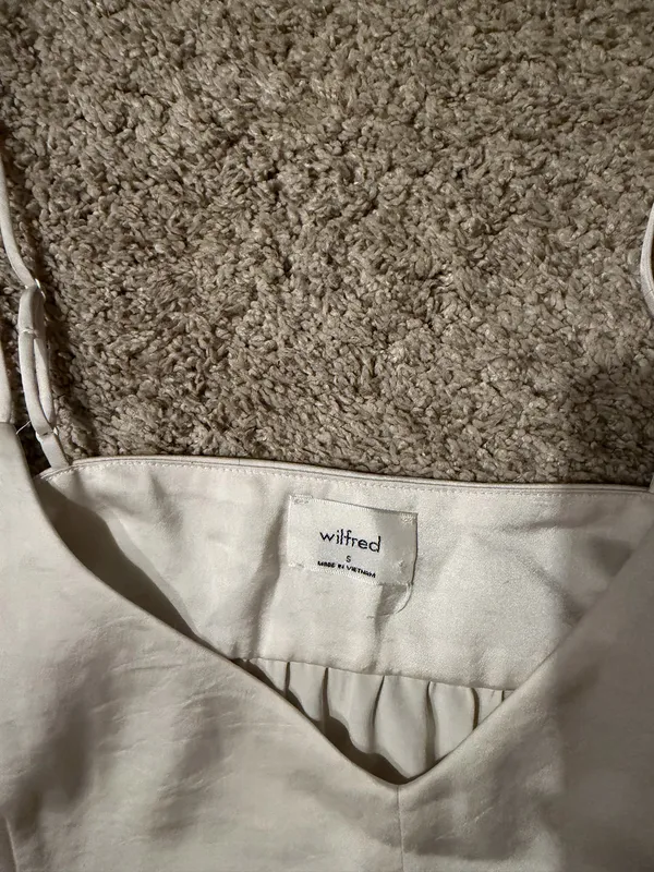 Aritzia Wilfred Tank Top - Image 2