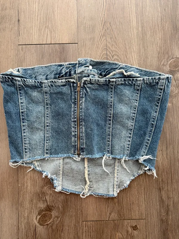 Pretty Little Thing Denim Corset Top - Image 2