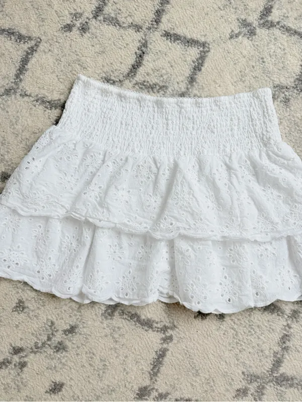 Tiered White Eyelet A-Line Mini Skirt with Smocked Waist - Image 3