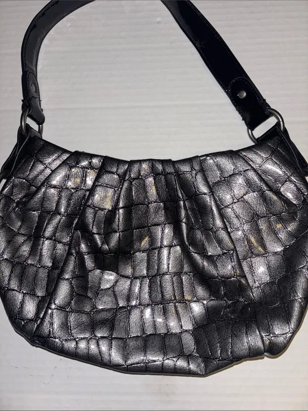 Simply Vera By Vera Wang Gray Silver Metallic Faux Leather Shoulder Bag - Image 3