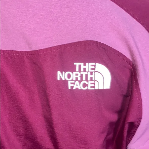 The North Face Flight Series Jacket with High Collar and Water-Resistant Size XS - Image 8
