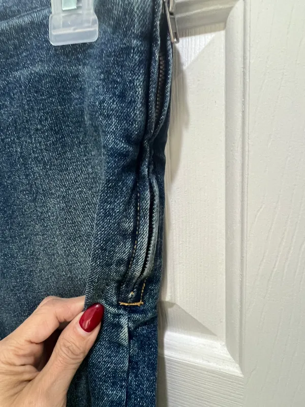 EB DEMIM Split Hem Jegging size Medium with side zipper slit hem NWT Tommy wash - Image 8