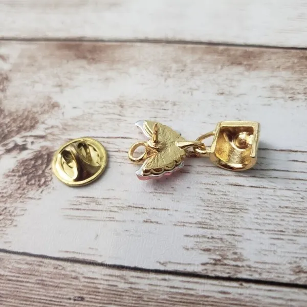 Pin / Brooch Gold Tone Angel with Pink Wings Carrying "Baby" Carrier - Image 4