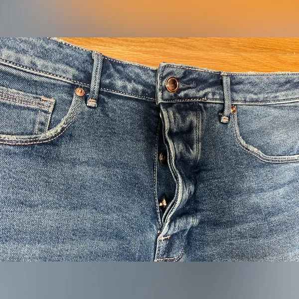 Good American Dark Blue Jean Shorts - Image 3
