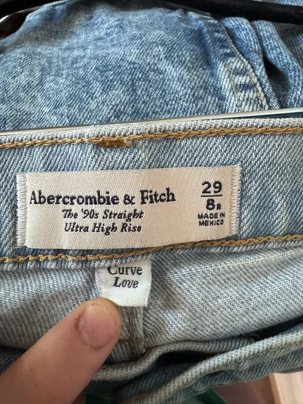 Abercrombie Jeans - Image 3