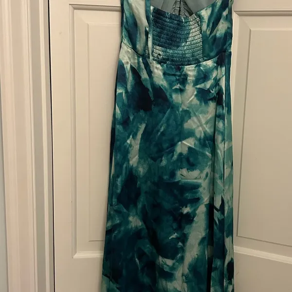 Beautiful silk green tie dye satin maxi - Image 5