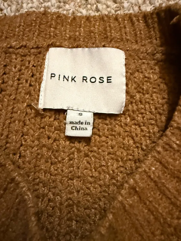 Pink Rose Sweater vest - Image 3