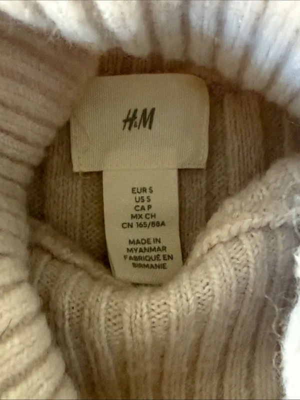 H&M Ribbed Turtleneck Sweater - Light Cream - Image 4