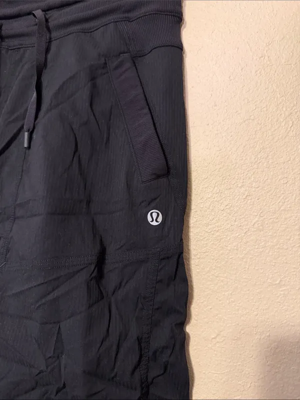 Lululemon Y2K Dance Studio Crop Pants Black Size 2 - Image 4