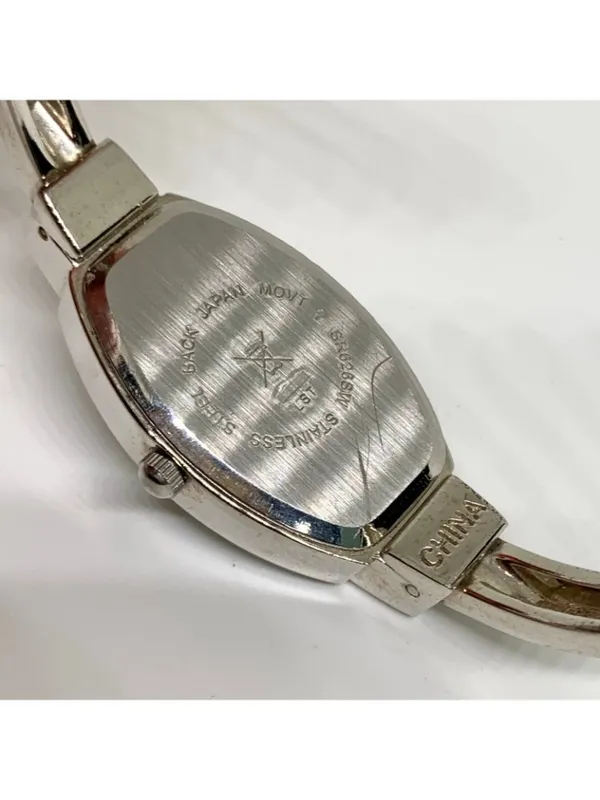 Silver tone quartz analog women cuff bracelet watch 20mm bracelet 7” running - Image 6