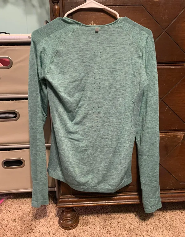 Nike Long Sleeve - Image 2