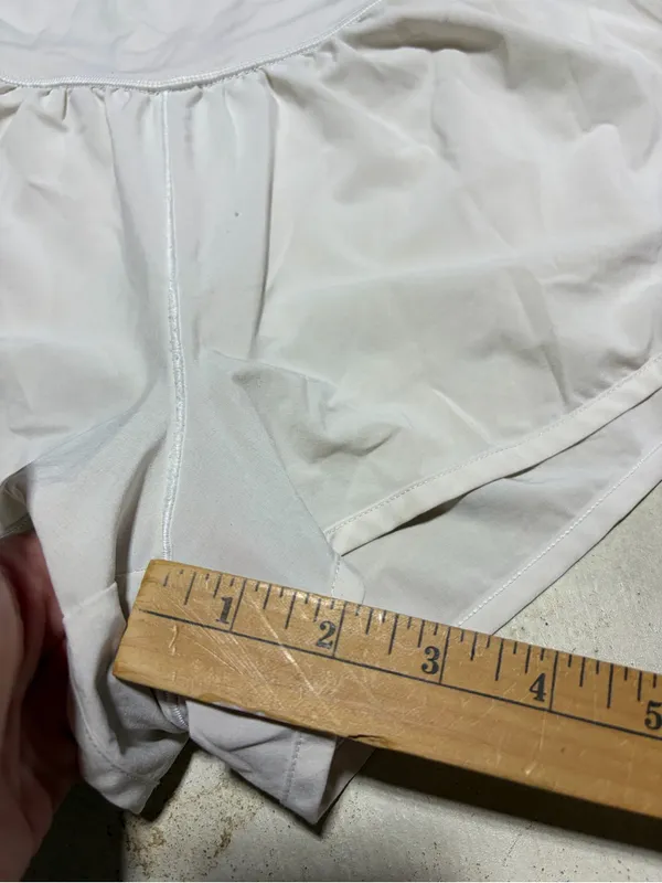 Aerie offline cream Athletic Shorts small - Image 4