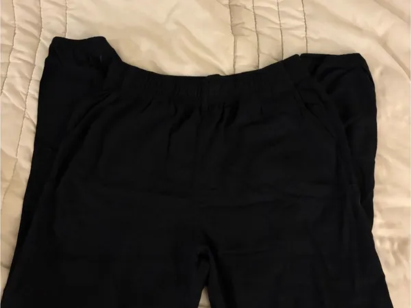 Uniqlo Black Women’s Soft Joggers - Image 2
